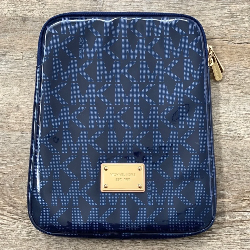 Michael Kors iPad case 10”